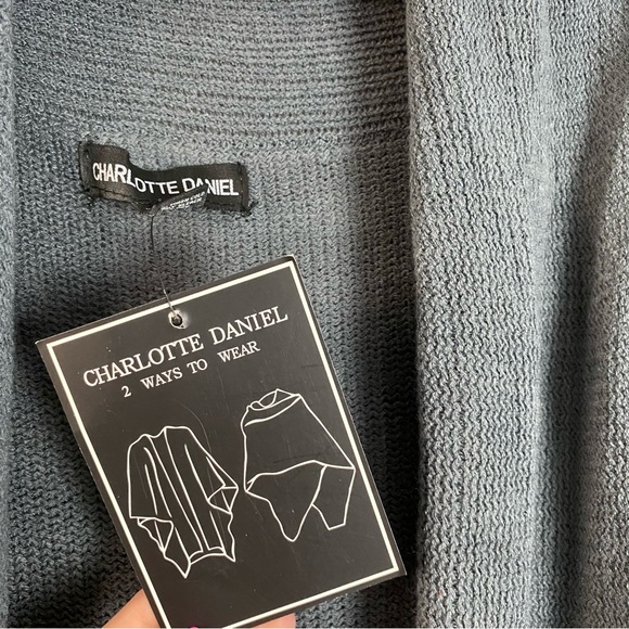 Charlotte Daniel NWT Ruana Wrap Sweater Cardigan with  Attached Scarf One Size - Picture 2 of 8